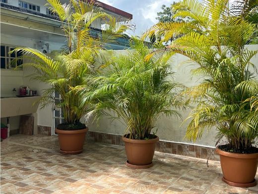 Luksusowy dom w Ancón, Distrito de Panamá