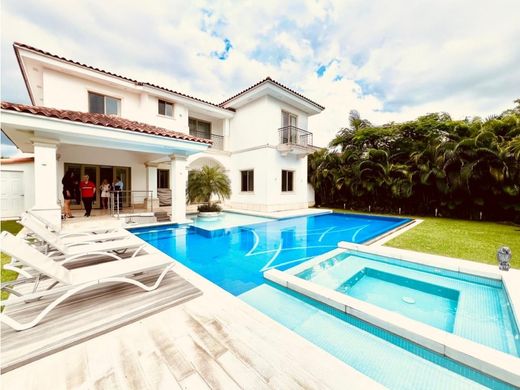 Πολυτελή κατοικία σε Juan Díaz, Distrito de Antón