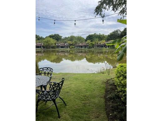 ‏בתי יוקרה ב  Farallón, Distrito de La Pintada