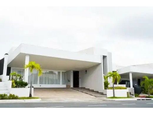 Luxury home in Chame, Distrito de Chame