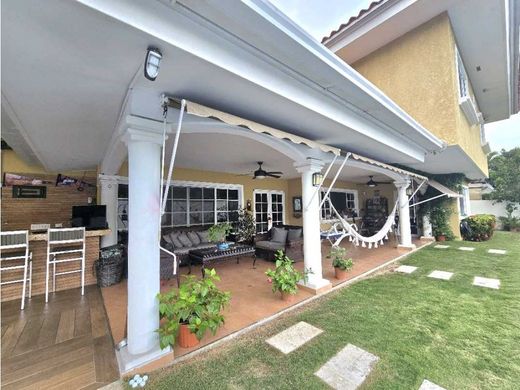 Maison de luxe à Panamá, Distrito de Panamá