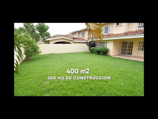 Luxus-Haus in Albrook, Distrito de Panamá