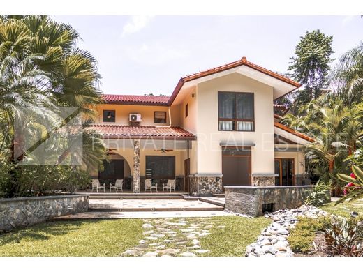 Luxury home in El Dorado, Distrito de Panamá