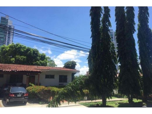 Элитный дом, Altos de San Francisco, Distrito de La Chorrera