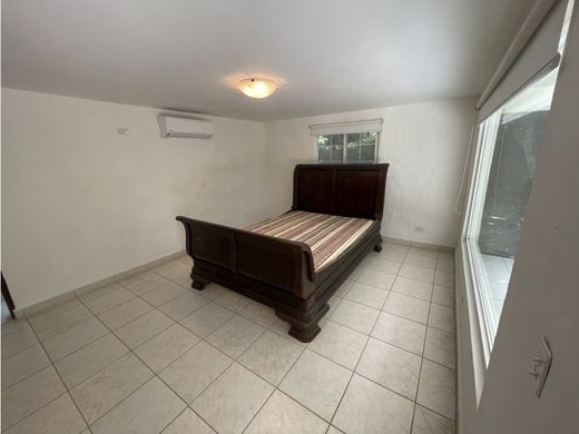 Luxury home in San Carlos, Distrito de San Carlos