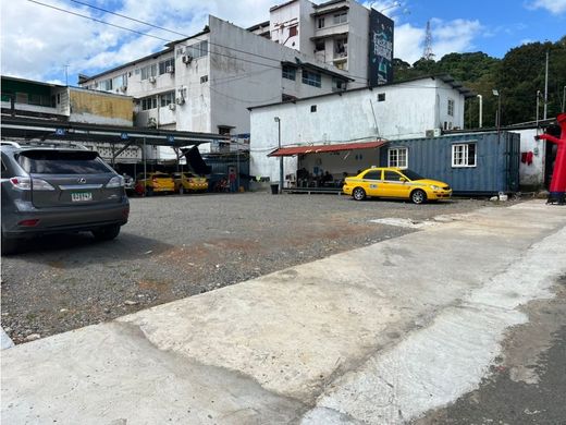 Terreno a Bella Vista, Distrito de Donoso