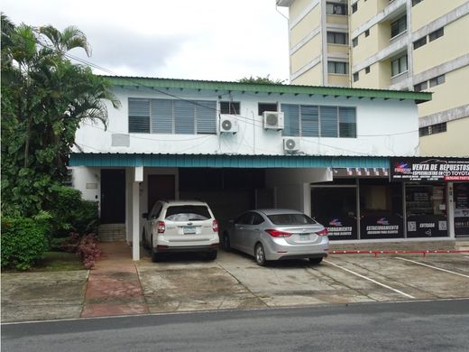 Casa di lusso a Bella Vista, Distrito de Donoso