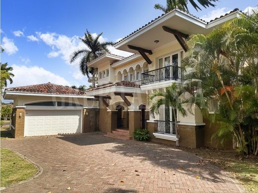 Luxury home in Arraiján, Distrito Arraiján