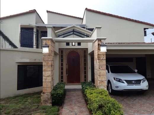 Luksusowy dom w Betania, Distrito de Panamá