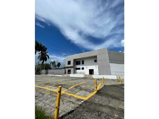 Appartementencomplex in Albrook, Distrito de Panamá