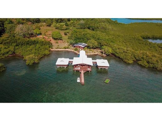 Grond in Isla Bastimentos, Distrito de Bocas del Toro