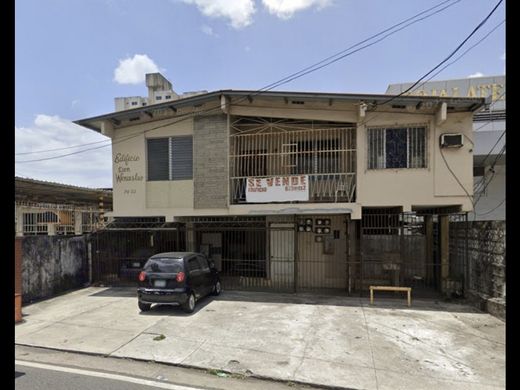 Wohnkomplexe in Parque Lefevre, Distrito de Panamá