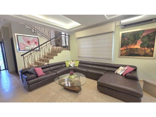 豪宅  Juan Díaz, Distrito de Antón