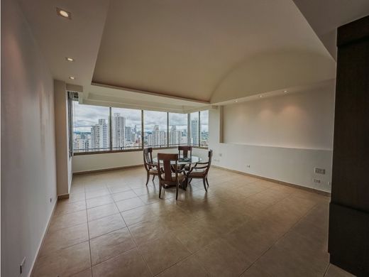 Penthouse w Altos de San Francisco, Distrito de La Chorrera