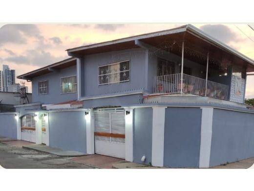 Casa di lusso a Parque Lefevre, Distrito de Panamá