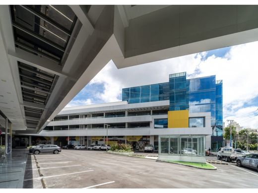 콘도미니엄 / Bella Vista, Distrito de Donoso