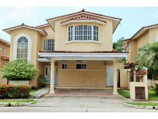 منزل ﻓﻲ بنما (مدينة), Distrito de Panamá