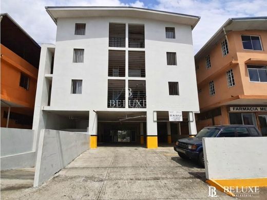 Residential complexes in Panama City, Distrito de Panamá