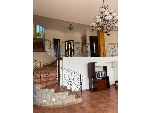 Lüks ev El Dorado, Distrito de Panamá