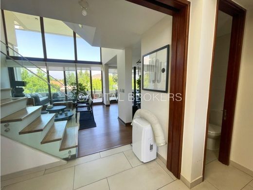 Apartment in Lo Barnechea, Provincia de Santiago de Chile