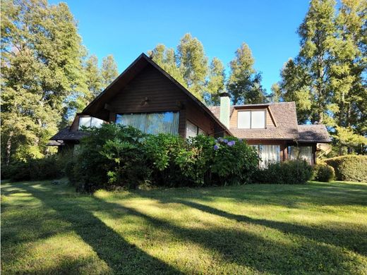 Casa de lujo en Pucón, Provincia de Cautín
