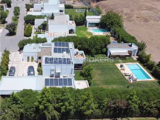 Luxury home in Colina, Provincia de Chacabuco
