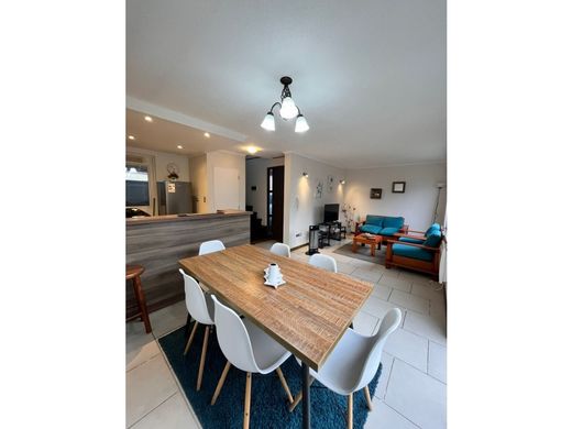 Luxury home in Pucón, Provincia de Cautín