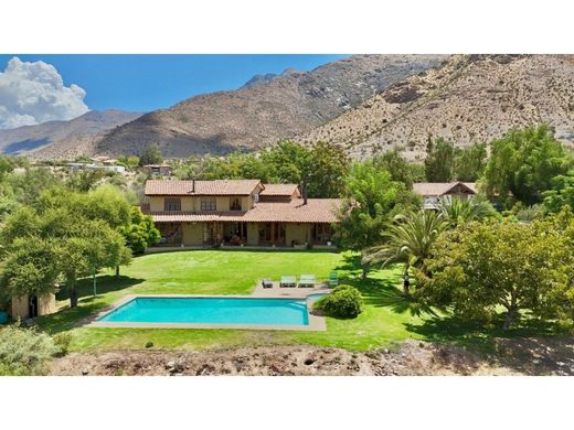 Luxury home in Los Andes, Provincia de Los Andes
