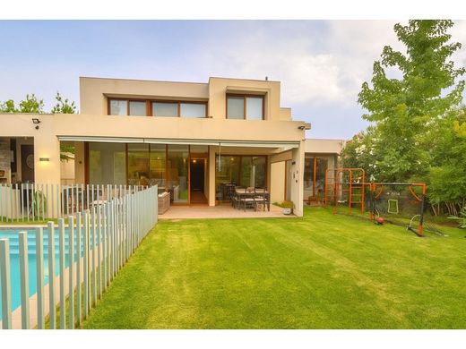 Luxury home in Colina, Provincia de Chacabuco