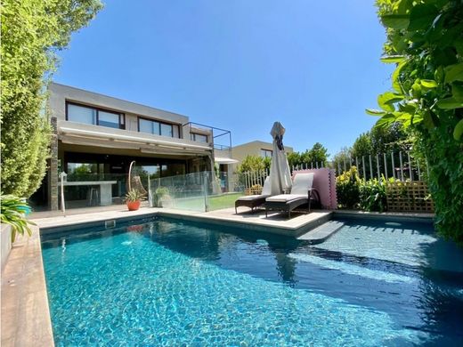 Элитный дом, Colina, Provincia de Chacabuco