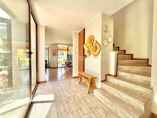 Luxury home in Colina, Provincia de Chacabuco