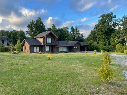 Luxe woning in Villarrica, Provincia de Cautín