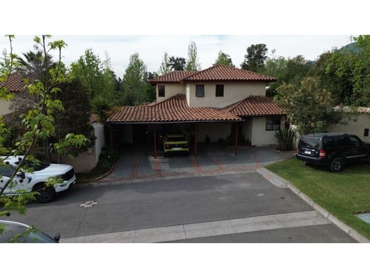 Luxury home in Peñalolén, Provincia de Santiago de Chile