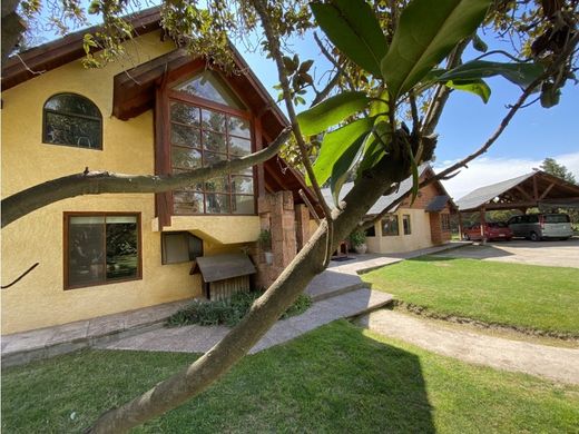 Luxury home in Lonquén, Provincia de Talagante