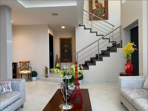 ‏בתי יוקרה ב  Tumbaco, Cantón Quito