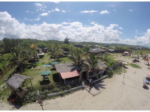 Hotel w Manta, Cantón Manta