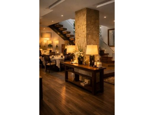 Casa de lujo en Puembo, Provincia de Pichincha