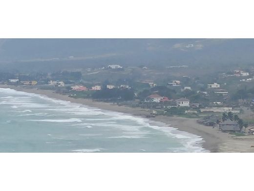 Terreno en Puerto Cayo, Cantón Jipijapa