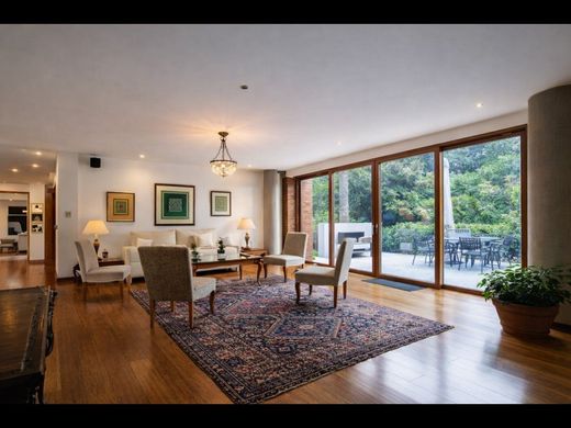 Luxury home in Cumbayá, Cantón Quito