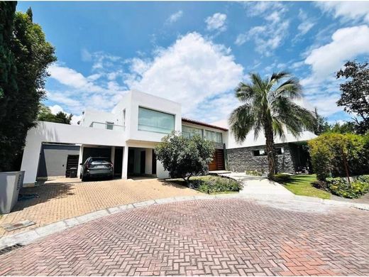 Элитный дом, Кито, Cantón Quito