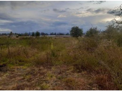 Grond in Quito, Cantón Quito