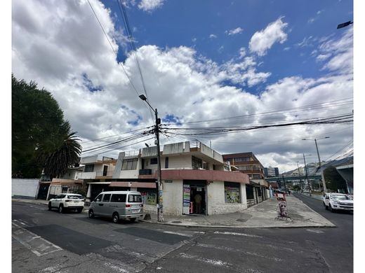 토지 / Quito, Cantón Quito