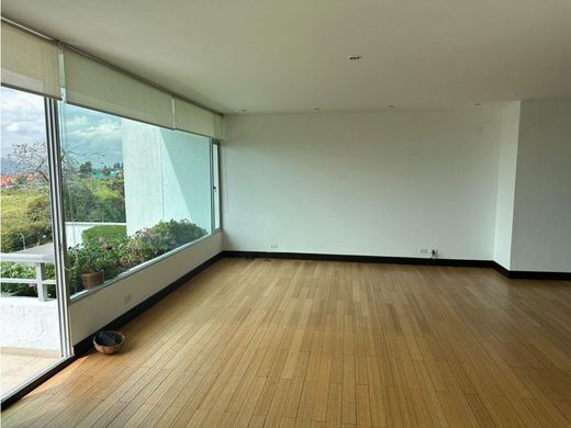 Apartment / Etagenwohnung in Quito, Cantón Quito