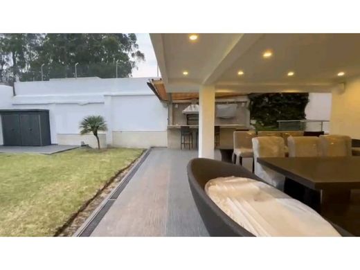 豪宅  基多, Cantón Quito