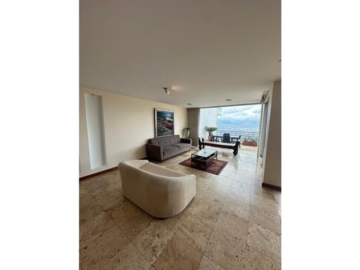 ‏דירה ב  Hacienda Monteserín, Cantón Quito