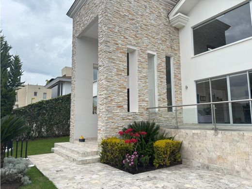 Luxe woning in Cumbayá, Cantón Quito