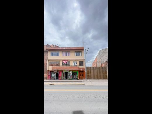 Residential complexes in Cuenca, Cantón Cuenca