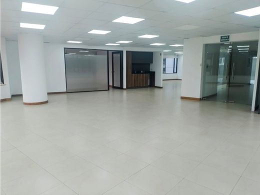 ‏משרד ב  קיטו, Cantón Quito