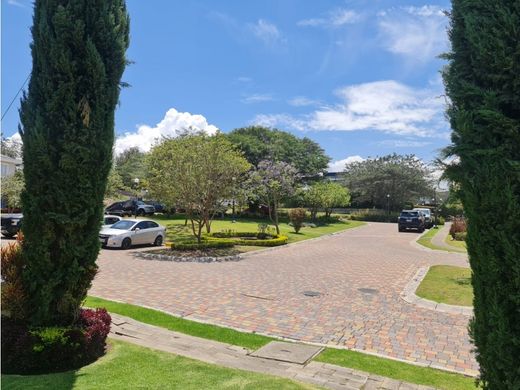 Casa de lujo en Puembo, Provincia de Pichincha