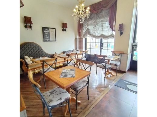 Wohnkomplexe in Quito, Cantón Quito